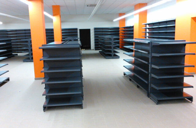 Furniture assembly - Carrefour store